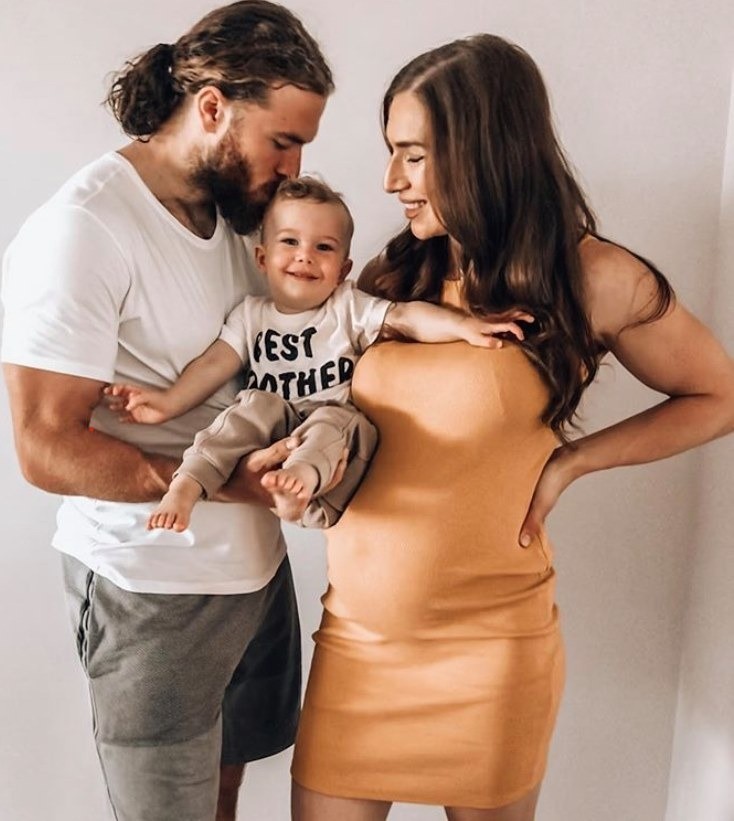 004 : CONVERSATION AVEC MON AMOUREUX SUR LES ÉNERGIES MASCULINES ET FÉMININES, L'ARRIVÉE D'UN BÉBÉ DANS LE DÉCOR + 4 PRATIQUES POUR SOLIDIFIER TA RELATION DE COUPLE